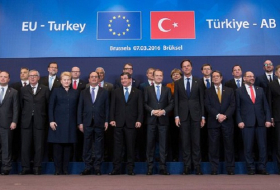 EU leaders meet to offer migrant deal to Turkey